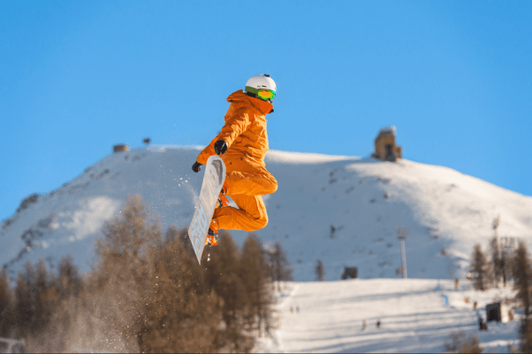 Lo Snowboard in Piemonte: Un paradiso innevato per gli appassionati di sport sulla neve